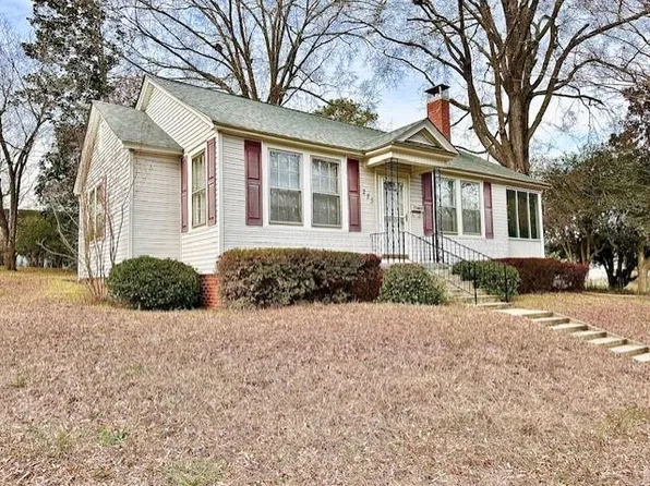 225 Briggs Ave, Greenwood, SC 29649