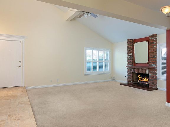 4th image of 432 Blackhawk Dr