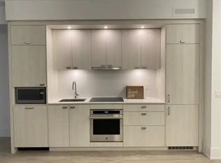 470 Front St W #1102, Toronto, ON M5V0V6