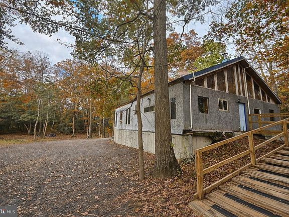3rd image of 48 Watsons Mill Rd