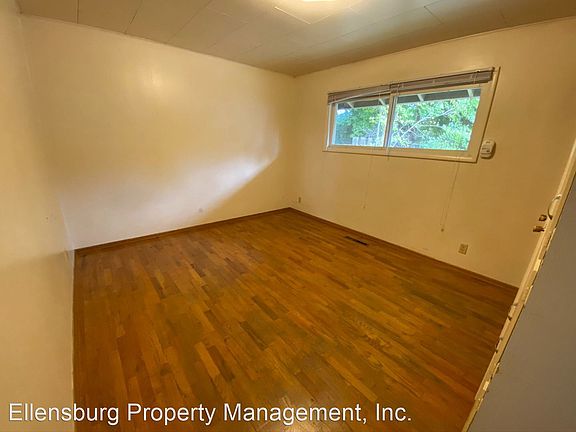 4th image of 1200 N Main St APT A