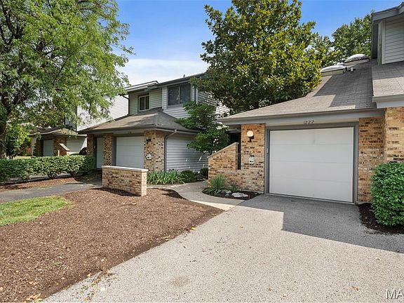 2nd image of 1222 Meramec Heights Dr