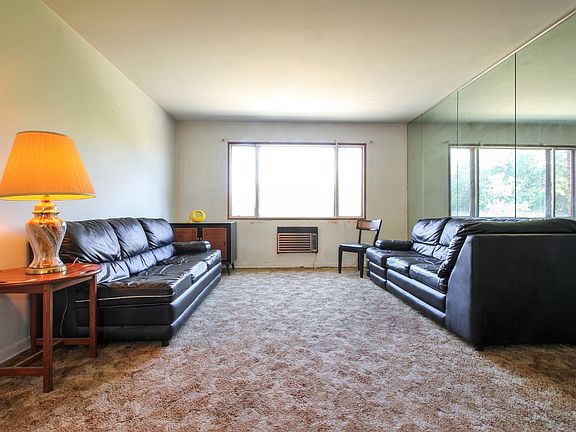 2nd image of 4953 N Kimball Ave #2W