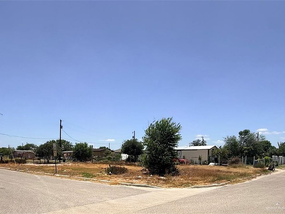2nd image of 8508 Aliyah St