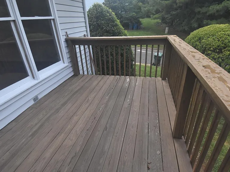Upstair deck
