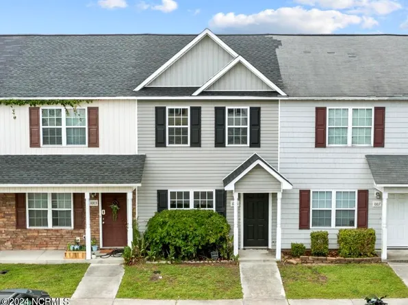 1005 Ornate Dr, Jacksonville, NC 28546