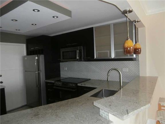 5th image of 1680 NE 191st St #4142