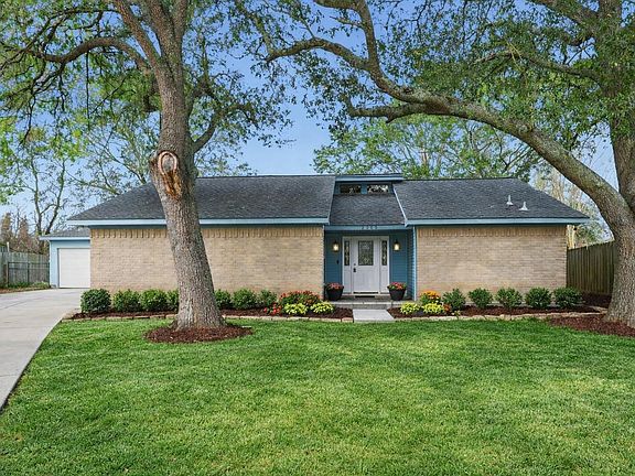 2nd image of 2000 Hamilton St