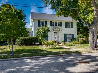 416 Elizabeth St, Albion, MI 49224