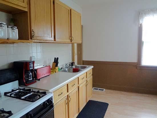 4th image of 1011 Bluff Ave #1011A