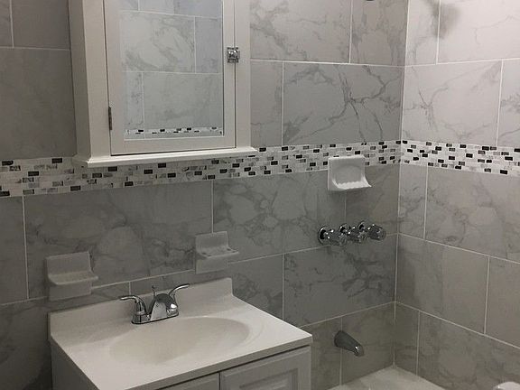 2nd image of 699 W 239th St APT 6R