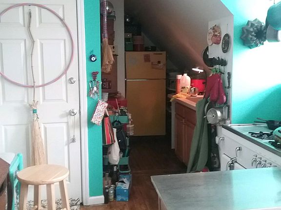 3rd image of 1638 N Richmond St APT 3R