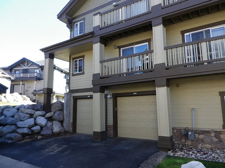3350 Columbine Dr #502 — Photo 27