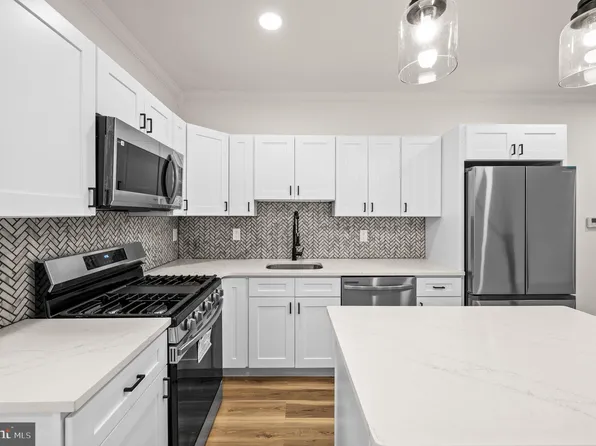 410 Cross St, Philadelphia, PA 19147