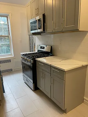 Sold by Compass | media 20