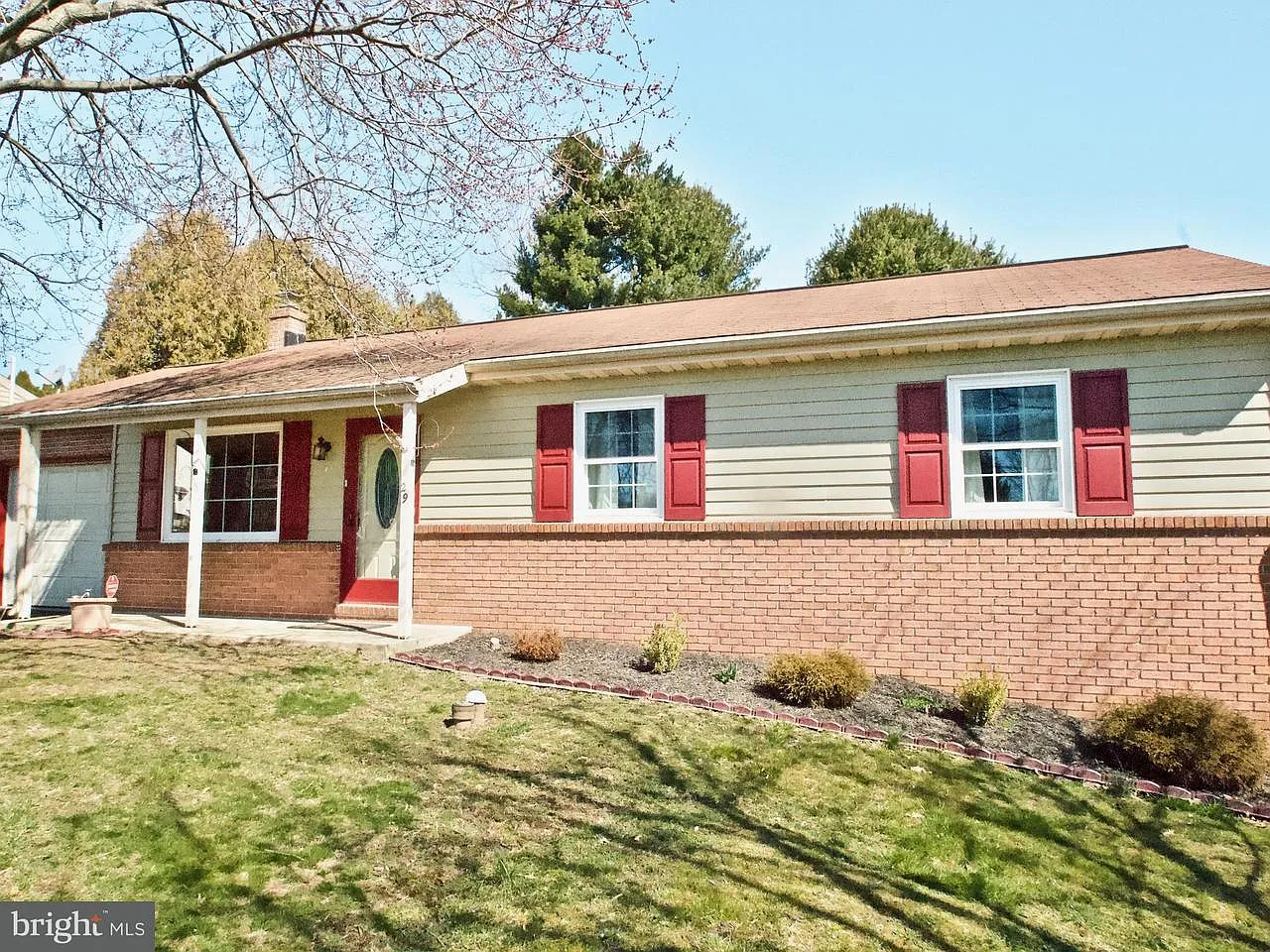 29 Hoover Rd photo 1