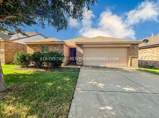 617 Stirrup Bar Dr, Fort Worth, TX 76179