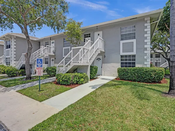 459 NE 210th Circle Terrace #106, Miami, FL 33179