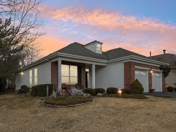 33 Foster Rd, Pennington, NJ 08534