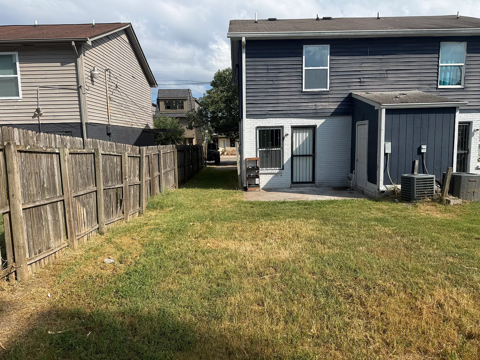 2 bed, 1.5 bath, 960 sqft, $1,425 — Photo 3