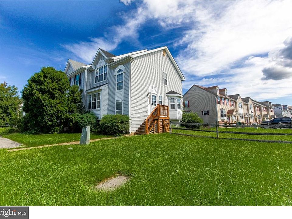 1st image of 2 Laxford Dr