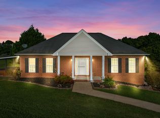 1003 Ridgeview Dr, Pleasant View, TN 37146