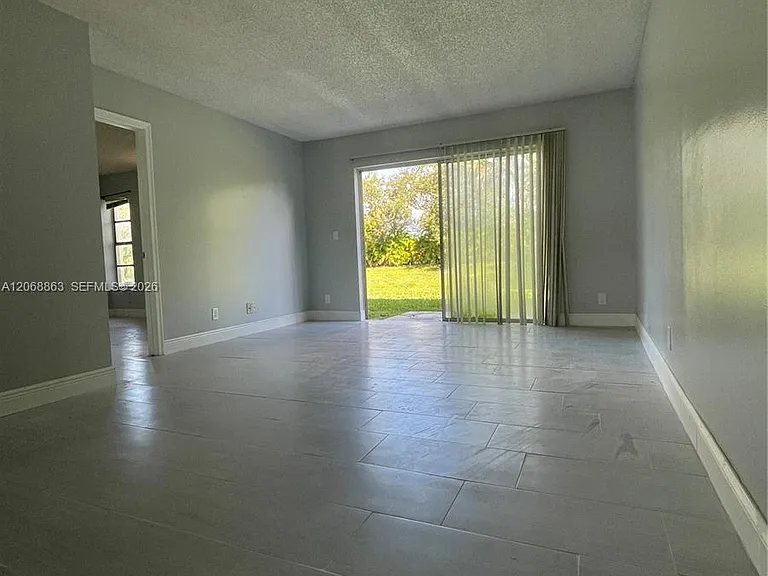 10169 Twin Lakes Dr #23 — Photo 1