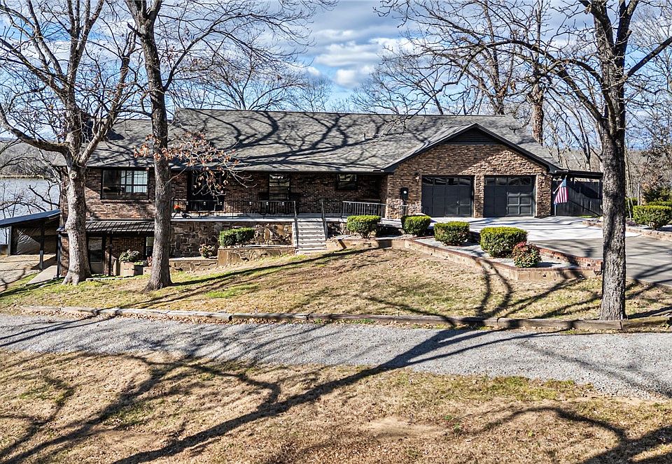 1st image of 20 Rosemary Ln