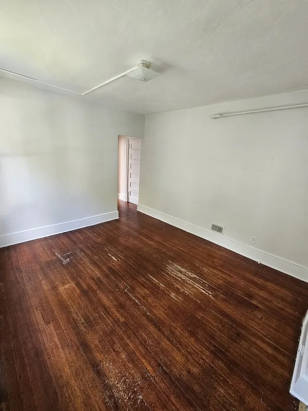 1 bed, 1.0 bath, 700 sqft, $1,650 — Photo 3