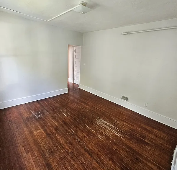 15 Lagrange Ave #2 — Photo 3