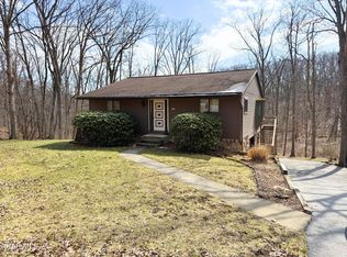 155 Vicars Ln, Altoona, PA 16601