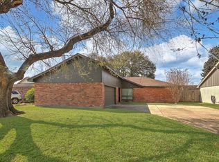 10006 Barmont Dr, La Porte, TX 77571