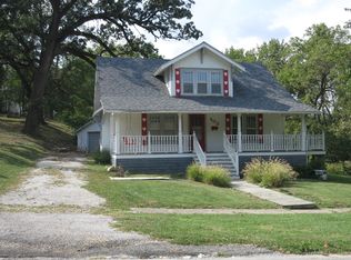 402 S 15th St, Bethany, MO 64424