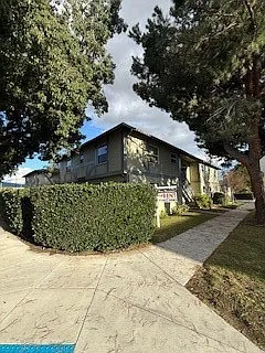 Building Photo - 3720 Chandler Blvd #B