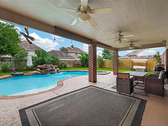 4th image of 2602 Falcon Knoll Ln