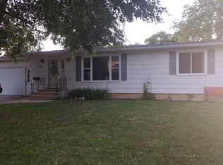 209 Elm St E, Rockwell, IA 50469