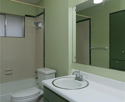4th image of 7306 Brookhollow Dr