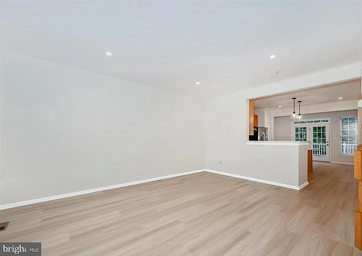3534 Winthrop Ln — Photo 9