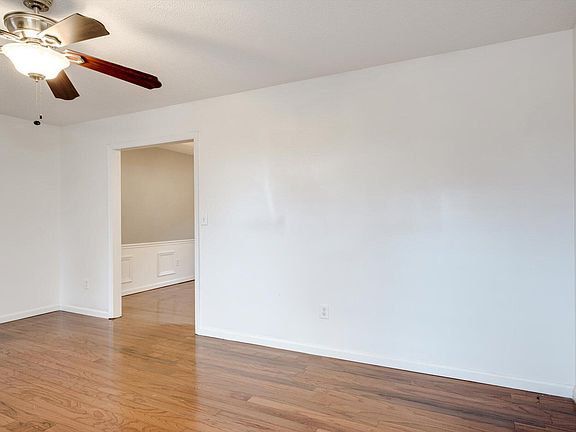 5th image of 2508 Sand Ridge Court