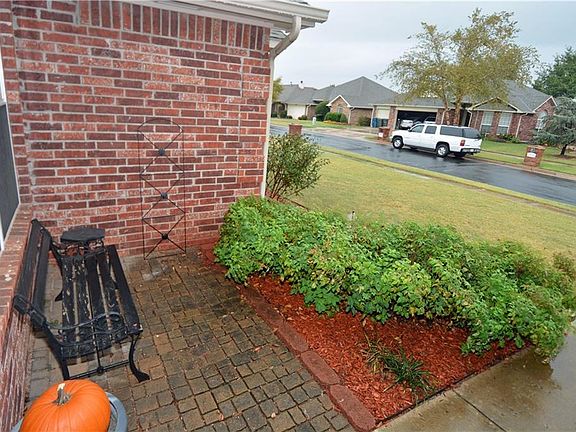 3rd image of 1916 Cedar Meadow Ln