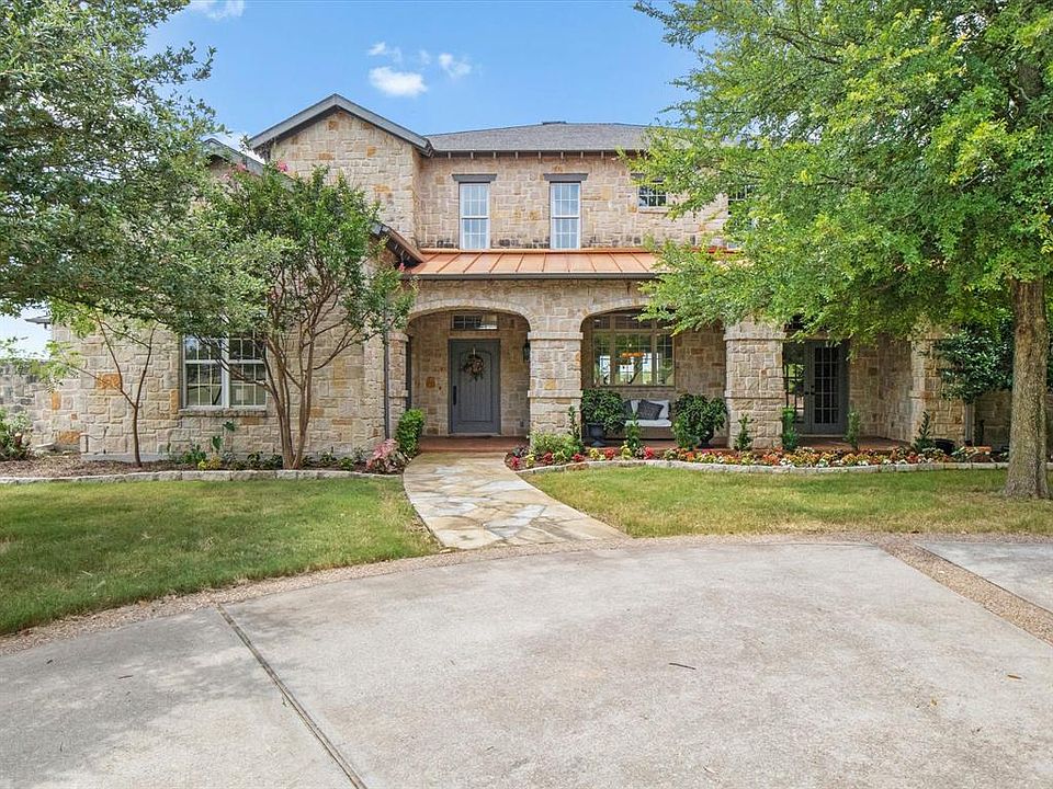 1st image of 369 W Hill Dr
