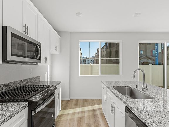 5th image of 28115 Ashtree St