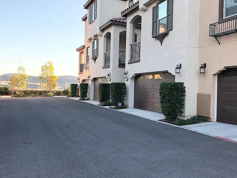 22120 Barrington Way #B — Photo 23