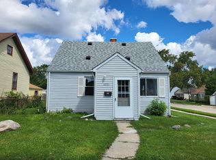 18951 Meier St, Roseville, MI 48066