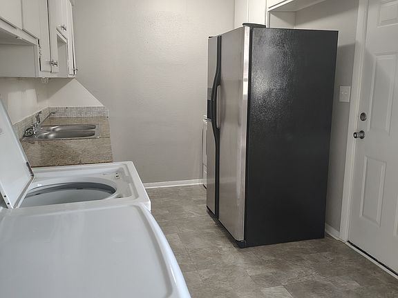 2nd image of 10622 McPherson St