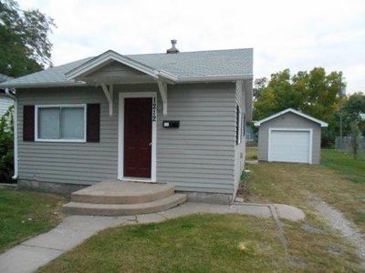 1212 W 11th St, North Platte, NE, 69101