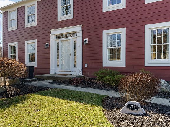 3rd image of 4711 Coolbrook Dr