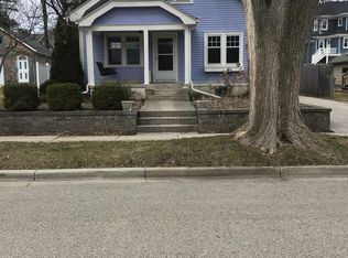 W59N457 Hilgen Ave, Cedarburg, WI 53012