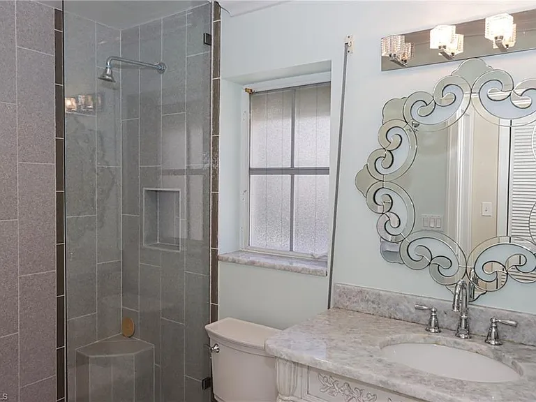 5916 Chanteclair Dr #8 — Photo 20