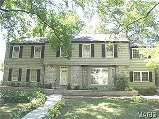 15 Webster Woods Dr photo 1